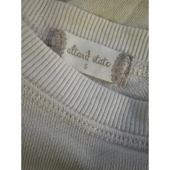 Altar'd State Long Sleeve Holiday Top Santa Small - Picture 2 of 4